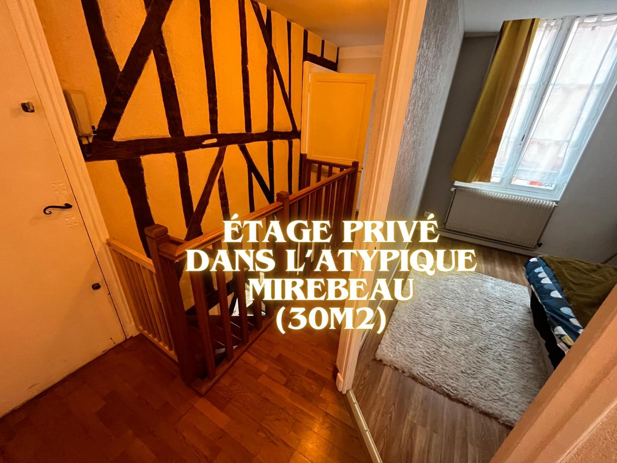 Appartement Etage Prive Autonome - Centre Historique à Bourges Extérieur photo